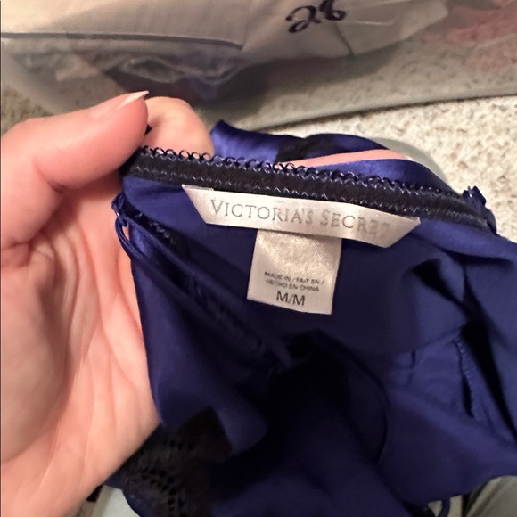 *Vintage Victorias Secret Blue & Black Lace Baby Doll - Picture 5 of 5